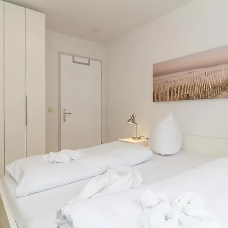 Strandstrasse 32 Strandstrasse 32-50 דירה